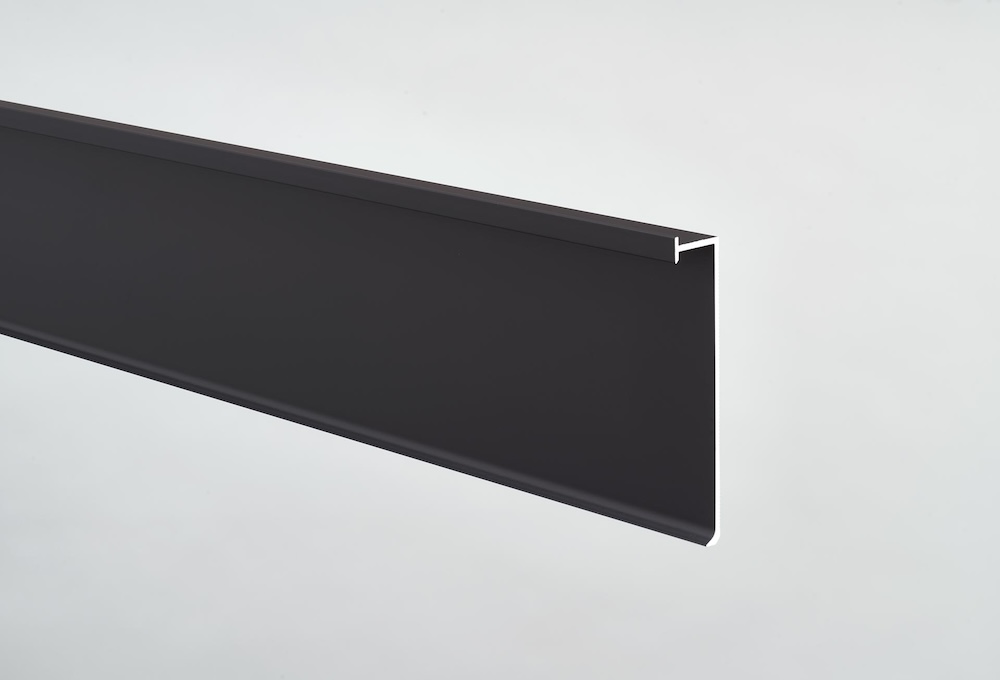 Plinta retrasa neagra Novorodapie Eclipse